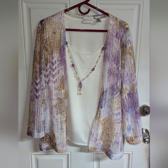 Tops - Alfred Dunner ladies blouse